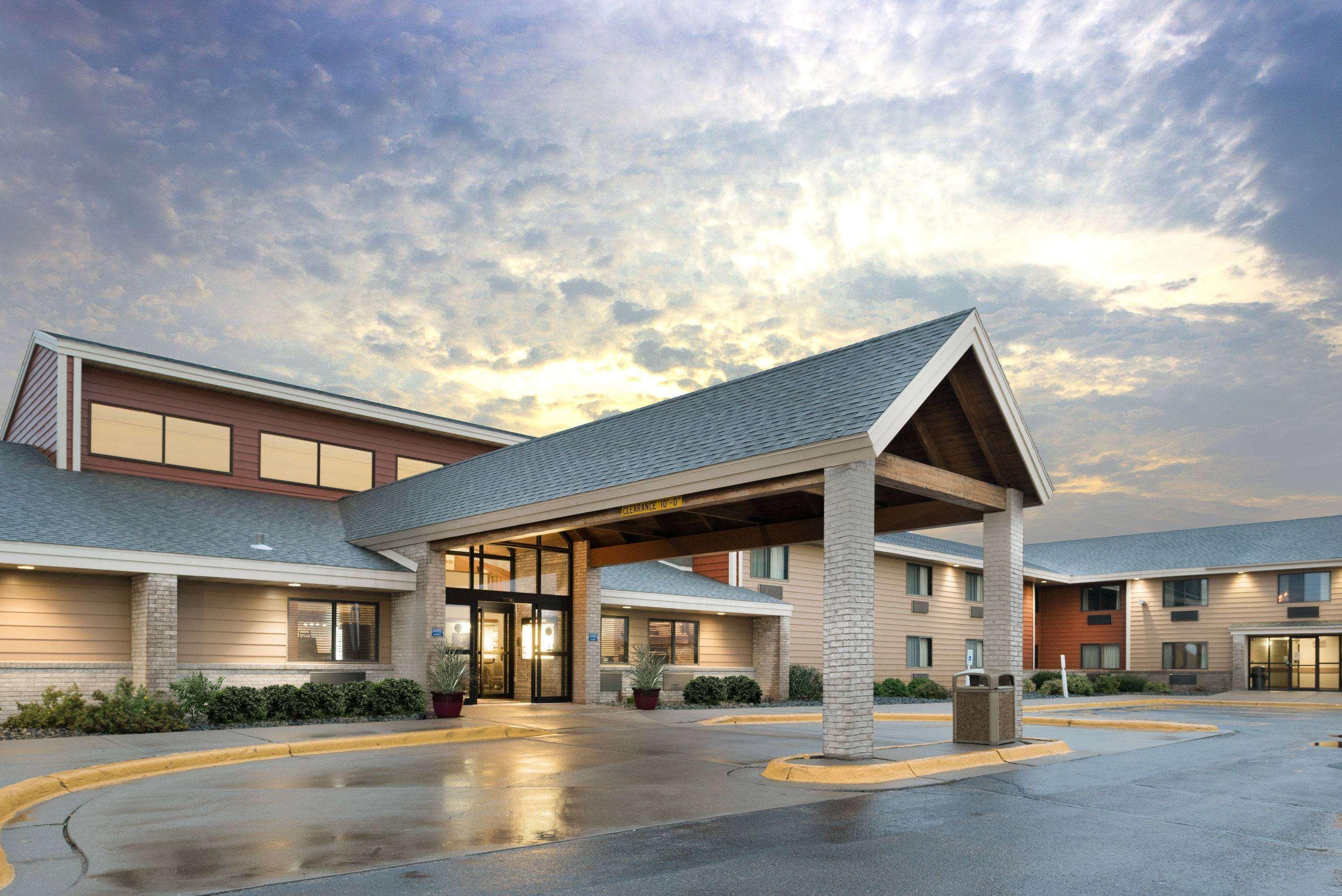 Americinn By Wyndham Wahpeton Экстерьер фото